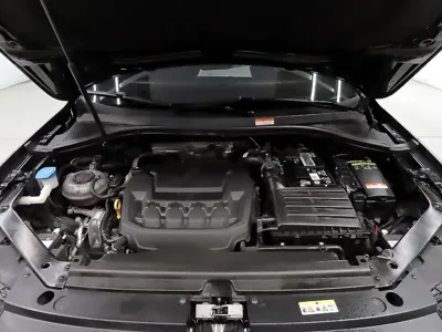 Volkswagen Tiguan 2023, 52176 км, за 19307.02 USD - фото 6