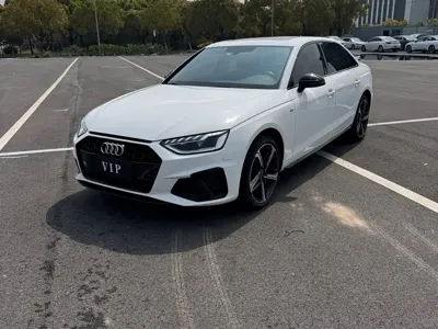 Audi A4L 2023, 30000 км, за 20423.38 USD