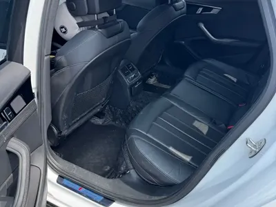 Audi A4L 2023, 30000 км, за 20423.38 USD - фото 6