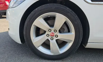 Jaguar XF 2018, 129419 км, за 6236.05 USD