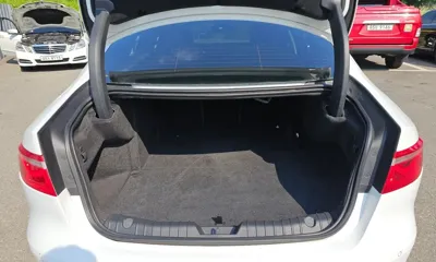 Jaguar XF 2018, 129419 км, за 6180.07 USD - фото 20