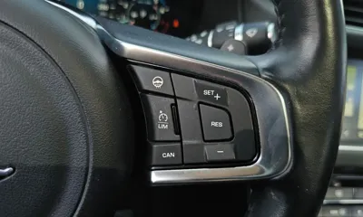 Jaguar XF 2018, 129419 км, за 6180.07 USD - фото 35