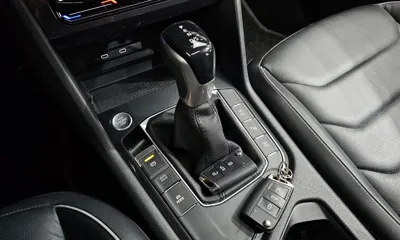 Volkswagen Tiguan 2021, 26373 км, за 22102.31 USD - фото 9