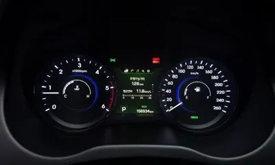 Hyundai Grandeur 2015, 156934 км, за 3832.18 USD - фото 8