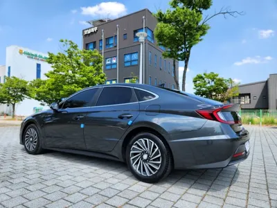 Hyundai Sonata 2023, 68958 км, за 14375.74 USD