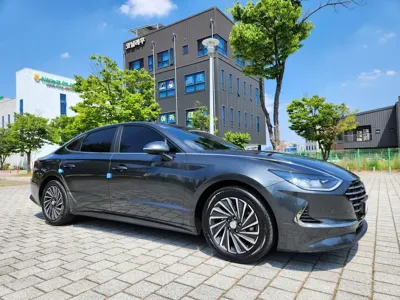 Hyundai Sonata 2023, 68958 км, за 14375.74 USD - фото 6