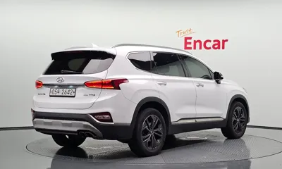 Hyundai Santafe 2019, 130609 км, за 11290.53 USD