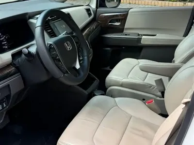 Honda Odyssey 2015, 130000 км, за 10270.55 USD