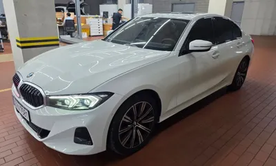 BMW 3-Series · 2025 год