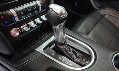 Ford Mustang 2022, 35561 км, за 18877.38 USD - фото 9