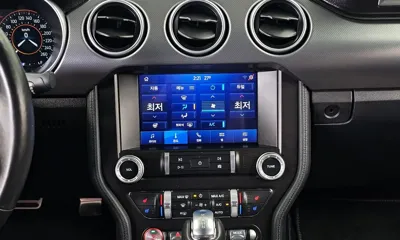 Ford Mustang 2022, 35561 км, за 18877.38 USD - фото 31
