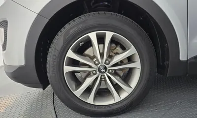 Hyundai Santafe 2015, 117326 км, за 5197.77 USD
