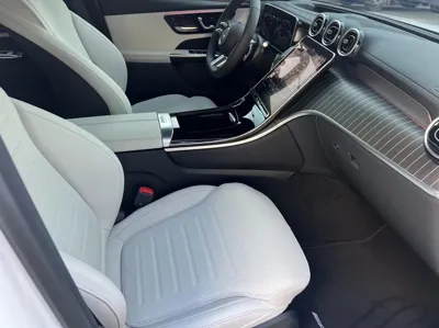 Mercedes-Benz GLC-Class 2024, 55000 км, за 22794.8 USD - фото 10