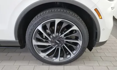 Lincoln Aviator 2023, 22773 км, за 32853.01 USD