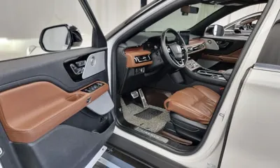 Lincoln Aviator 2023, 22773 км, за 32853.01 USD - фото 10