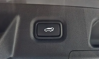 Hyundai Santafe 2021, 12404 км, за 18576.87 USD - фото 20