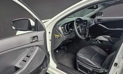 Kia K5 2015, 39036 км, за 5550.05 USD - фото 11