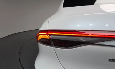 Hyundai Grandeur 2020, 52317 км, за 19804.57 USD - фото 23
