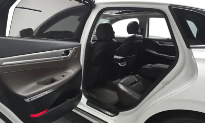 Hyundai Grandeur 2020, 52317 км, за 19804.57 USD - фото 26