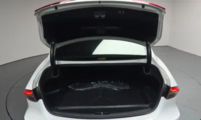 Hyundai Grandeur 2020, 52317 км, за 19804.57 USD - фото 34