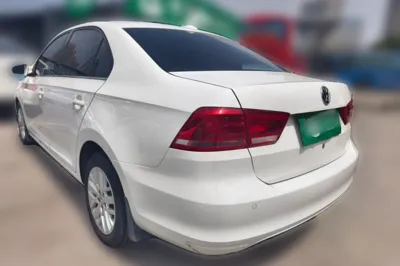 Volkswagen Santana 2015, 158800 км, за 4999 USD