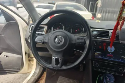 Volkswagen Santana 2015, 158800 км, за 4999 USD - фото 7