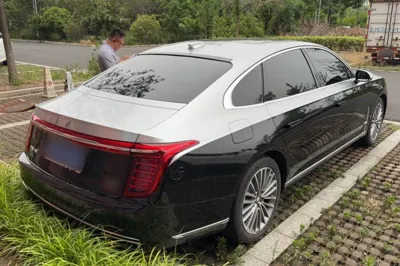 Hongqi H9 2023, 33300 км, за 26015 USD - фото 4
