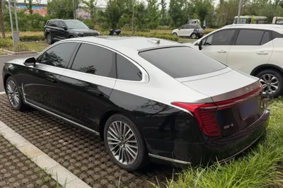 Hongqi H9 2023, 33300 км, за 26015 USD - фото 6