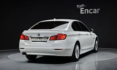 BMW 5-Series 2015, 119582 км, за 10240.41 USD