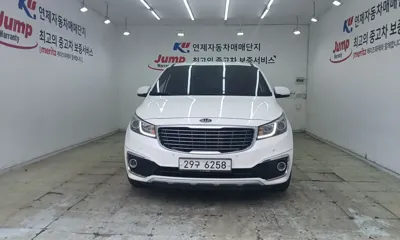 Kia Canival · 2018 год