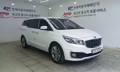 Kia Canival 2018, 114066 км, за 7794.32 USD