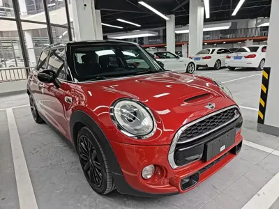 MINI MINI 2017, 137000 км, за 10520.69 USD