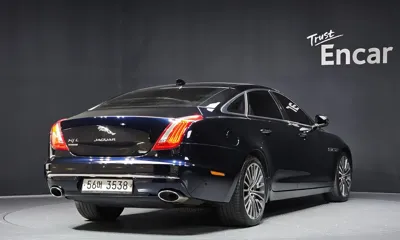 Jaguar XJ 2016, 166014 км, за 9583.83 USD