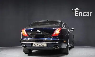 Jaguar XJ 2016, 166014 км, за 9583.83 USD