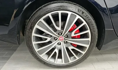Jaguar XJ 2016, 166014 км, за 9583.83 USD