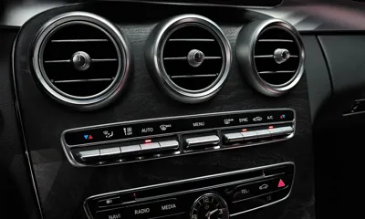 Mercedes-Benz C-Class 2016, 57497 км, за 13719.31 USD - фото 18