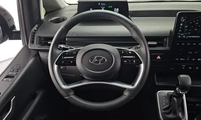Hyundai Staria 2022, 48651 км, за 16771.76 USD - фото 13