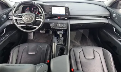 Hyundai Avante 2022, 59071 км, за 10288.46 USD - фото 7