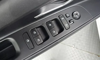 Hyundai Avante 2022, 59071 км, за 10288.46 USD - фото 27