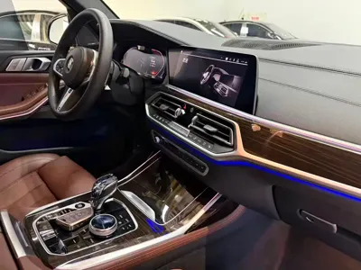 BMW X7 2019, 80000 км, за 59996.48 USD - фото 9
