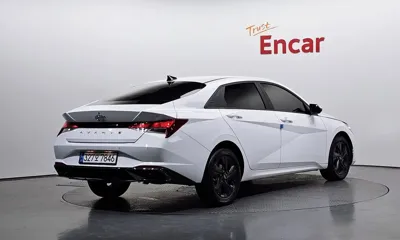 Hyundai Avante 2023, 4552 км, за 15562.93 USD