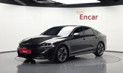 Kia K5 · 2023 год