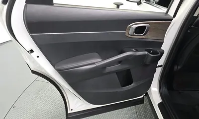 Kia Sorento 2022, 119734 км, за 12703.59 USD - фото 25