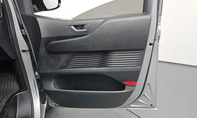 Hyundai Staria 2023, 119379 км, за 13010.68 USD - фото 25