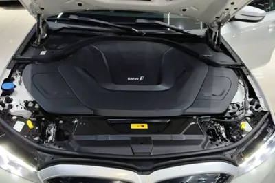 BMW i3 2022, 42200 км, за 24141 USD - фото 21