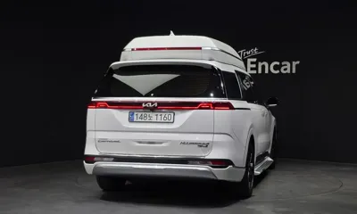 Kia Canival 2021, 89835 км, за 19385.91 USD
