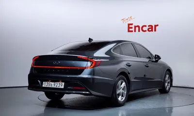 Hyundai Sonata 2020, 73491 км, за 9692.96 USD