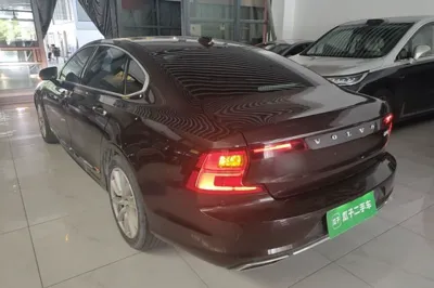 Volvo S90 2020, 59400 км, за 20395 USD - фото 4
