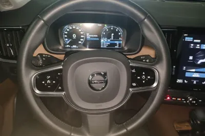 Volvo S90 2020, 59400 км, за 20395 USD - фото 14