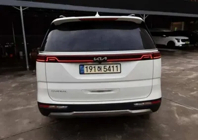 Kia Canival 2023, 86723 км, за 4174.87 USD